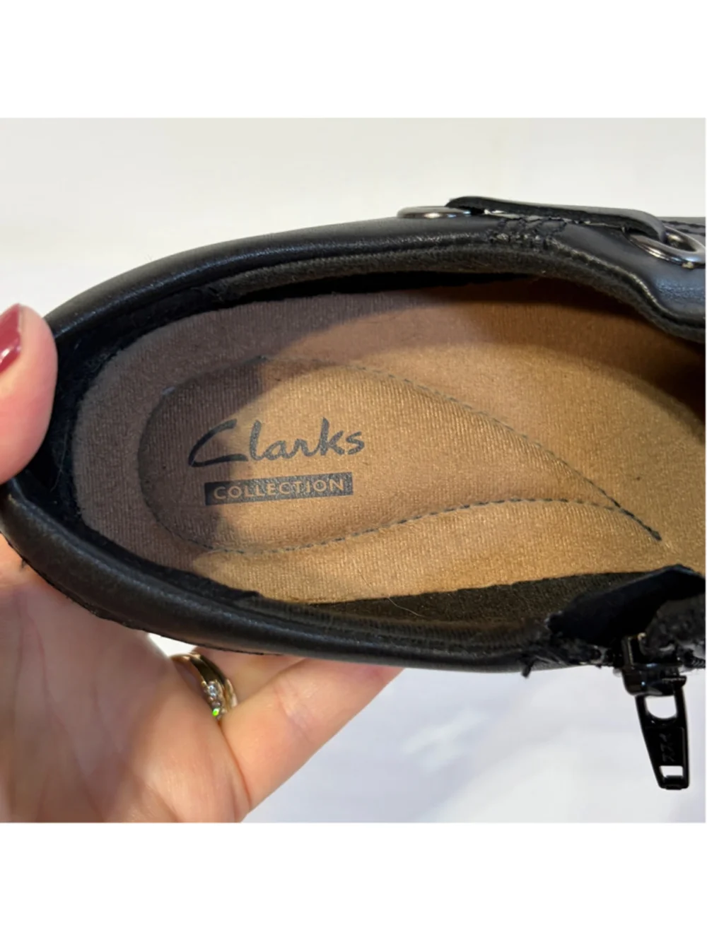Clarks Black Ankle Booties Women's Size 7 Leather Genette Danby Mules